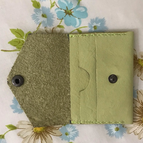 Handmade Genuine Leather Wallet - Picture 3 of 5